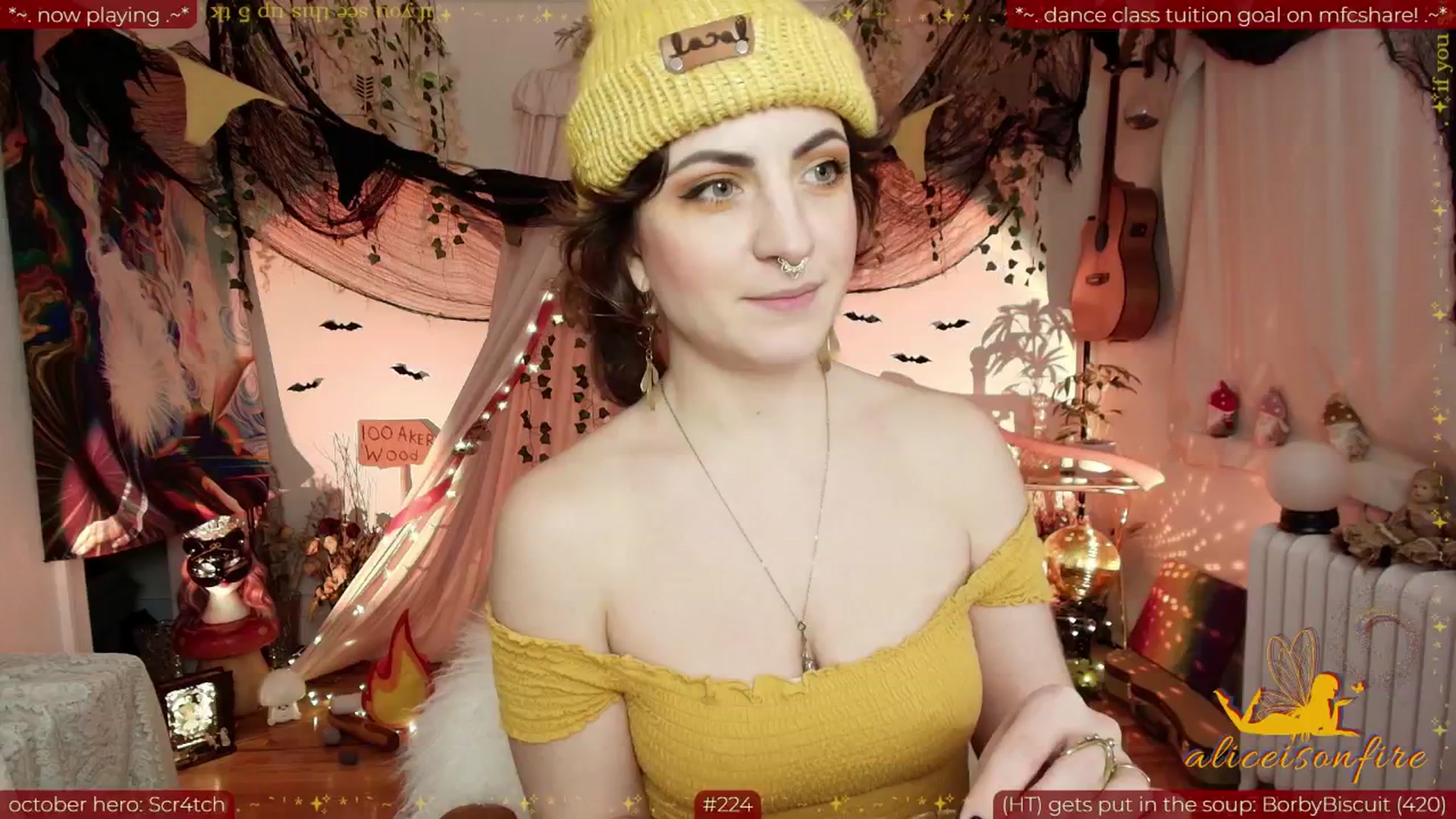 Gallery image thumbnail from aliceisonfire's myfreecams stream on, 10/27/2025, 09:20 image 2 of 20