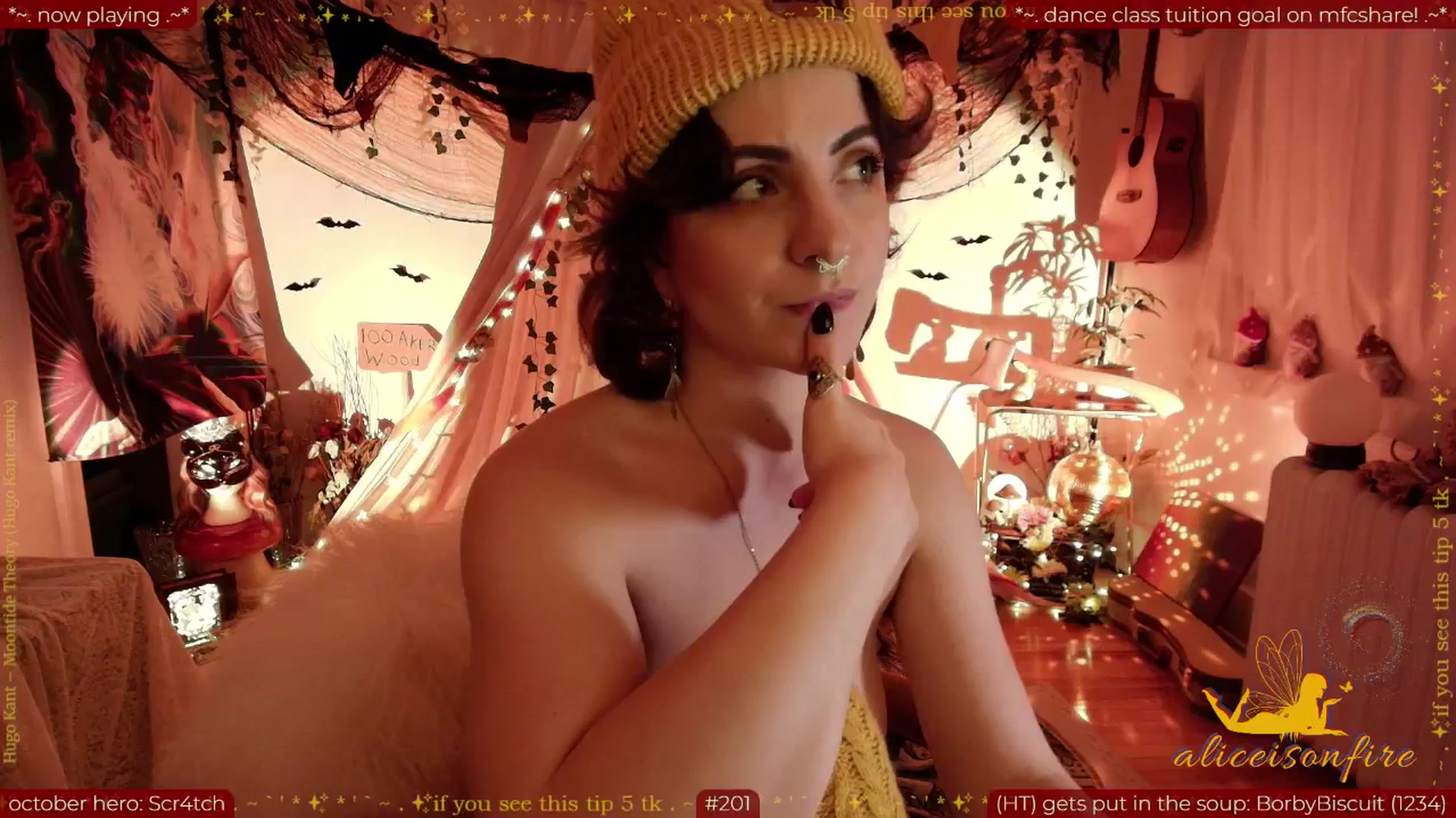 Gallery image thumbnail from aliceisonfire's myfreecams stream on, 10/27/2025, 11:06 image 13 of 20