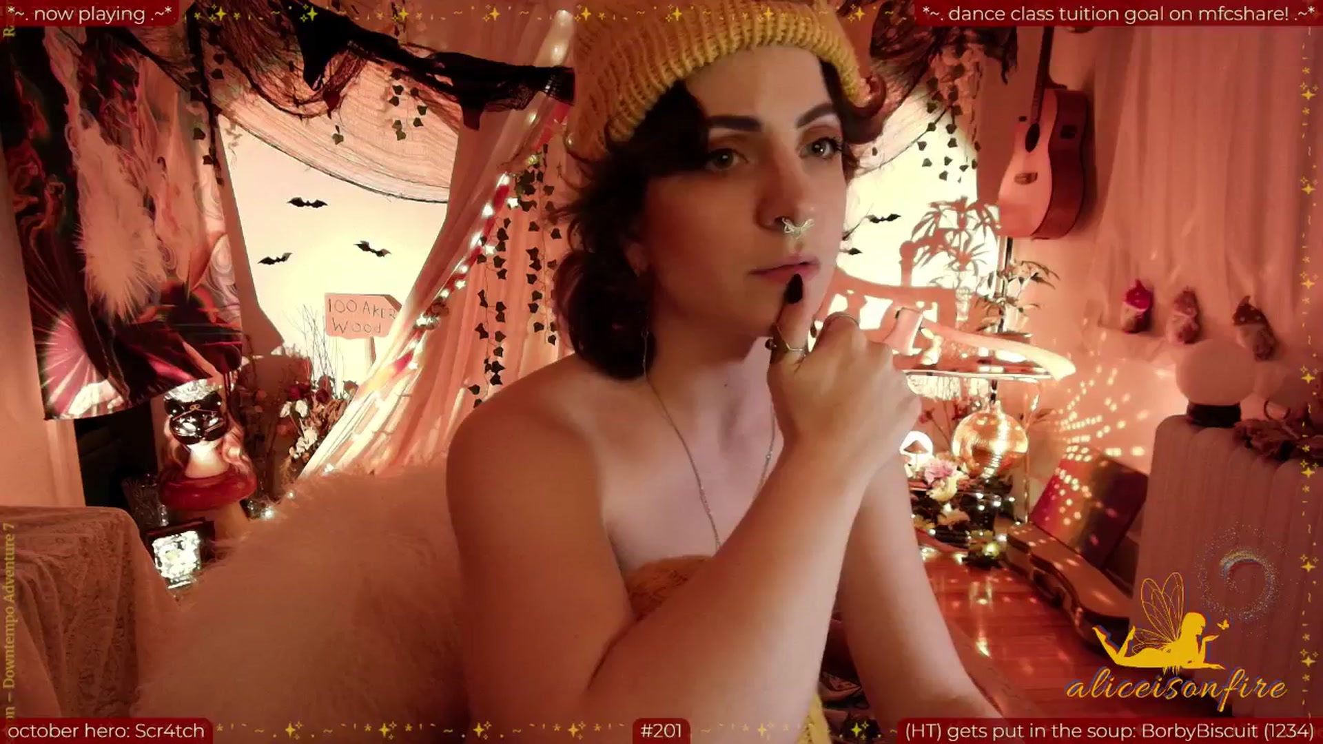 Gallery image thumbnail from aliceisonfire's myfreecams stream on, 10/27/2025, 11:06 image 9 of 20