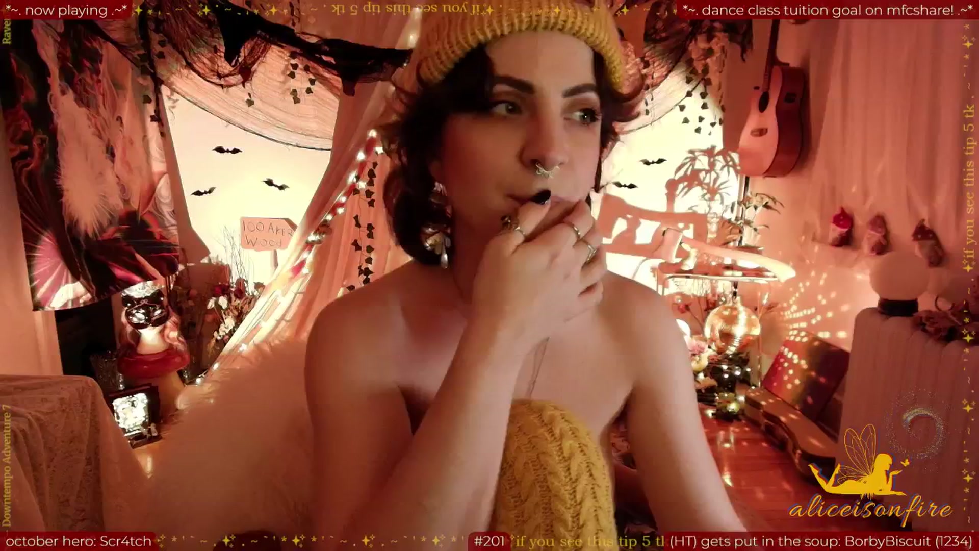 Gallery image thumbnail from aliceisonfire's myfreecams stream on, 10/27/2025, 11:06 image 8 of 20