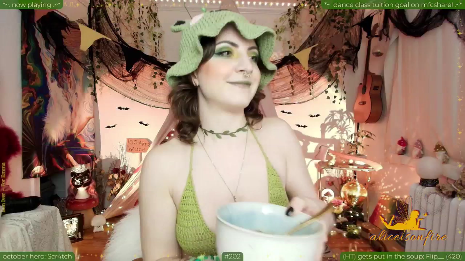 Gallery image thumbnail from aliceisonfire's myfreecams stream on, 10/30/2025, 09:44 image 7 of 20