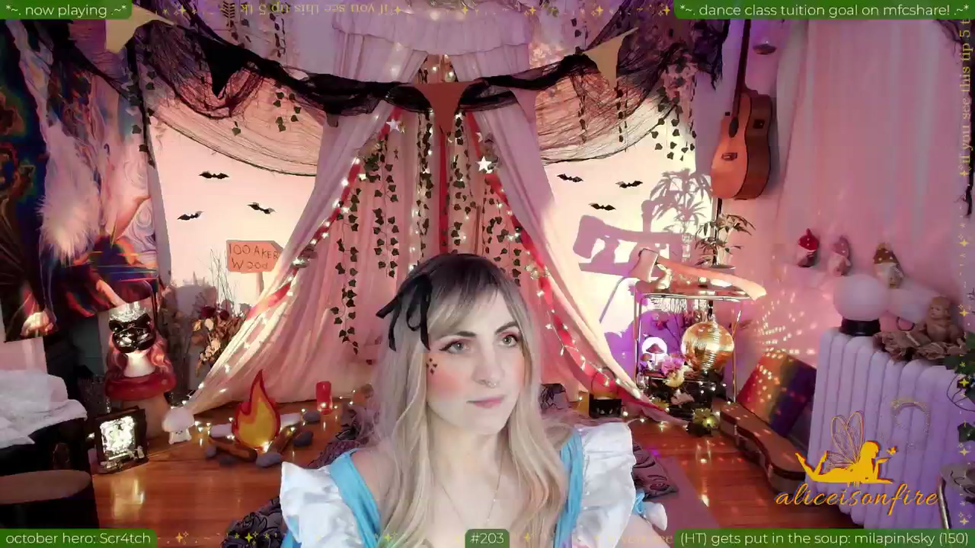 Gallery image thumbnail from aliceisonfire's myfreecams stream on, 10/31/2025, 08:42 image 1 of 20