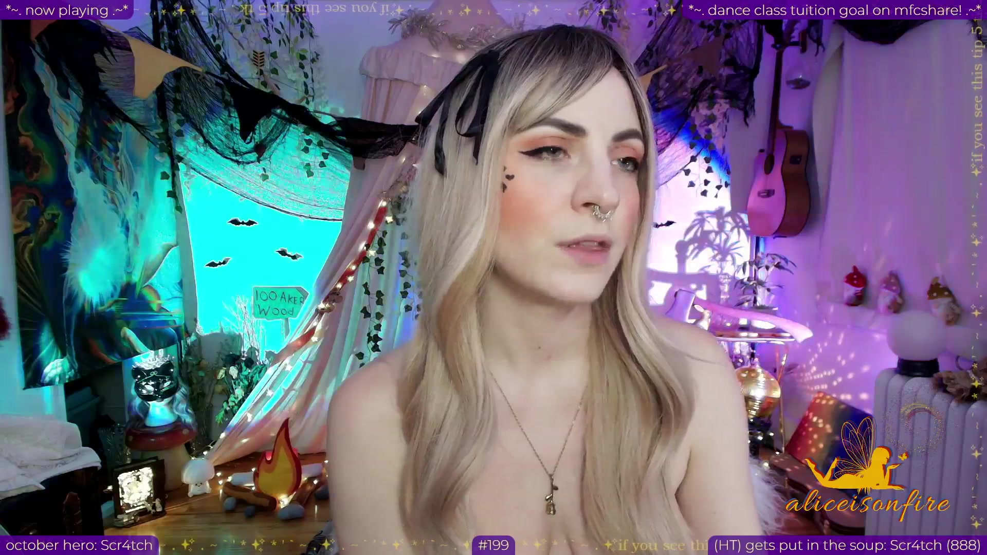 Gallery image thumbnail from aliceisonfire's myfreecams stream on, 10/31/2025, 08:42 image 16 of 20