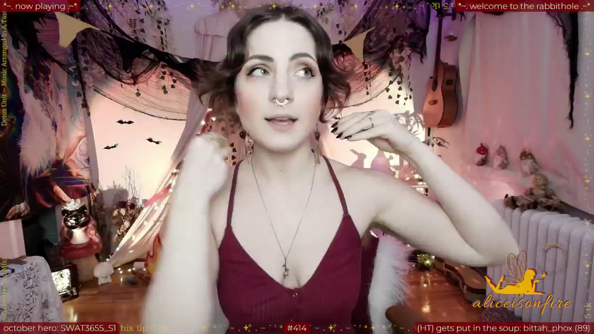 Gallery image thumbnail from aliceisonfire's myfreecams stream on, 11/04/2025, 07:42 image 13 of 20