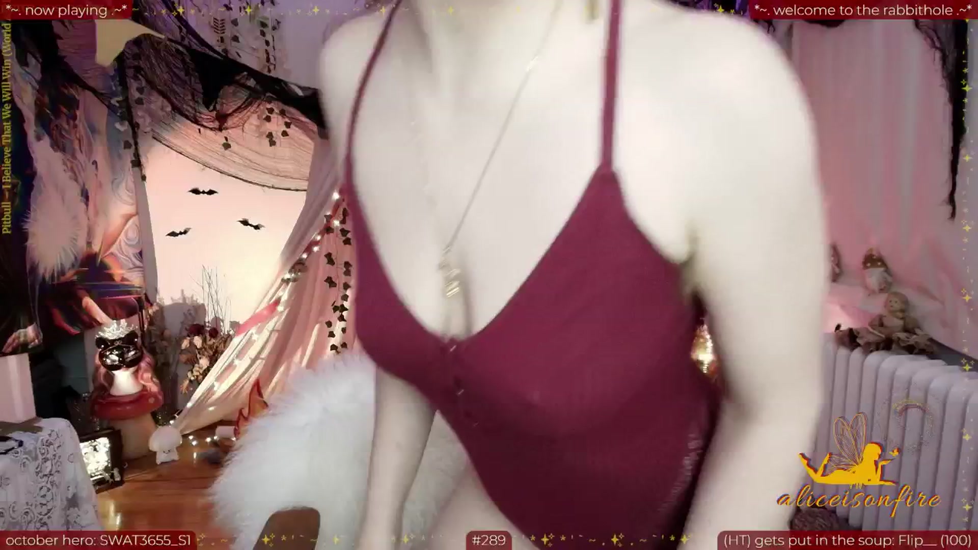 Gallery image thumbnail from aliceisonfire's myfreecams stream on, 11/04/2025, 12:11 image 7 of 20