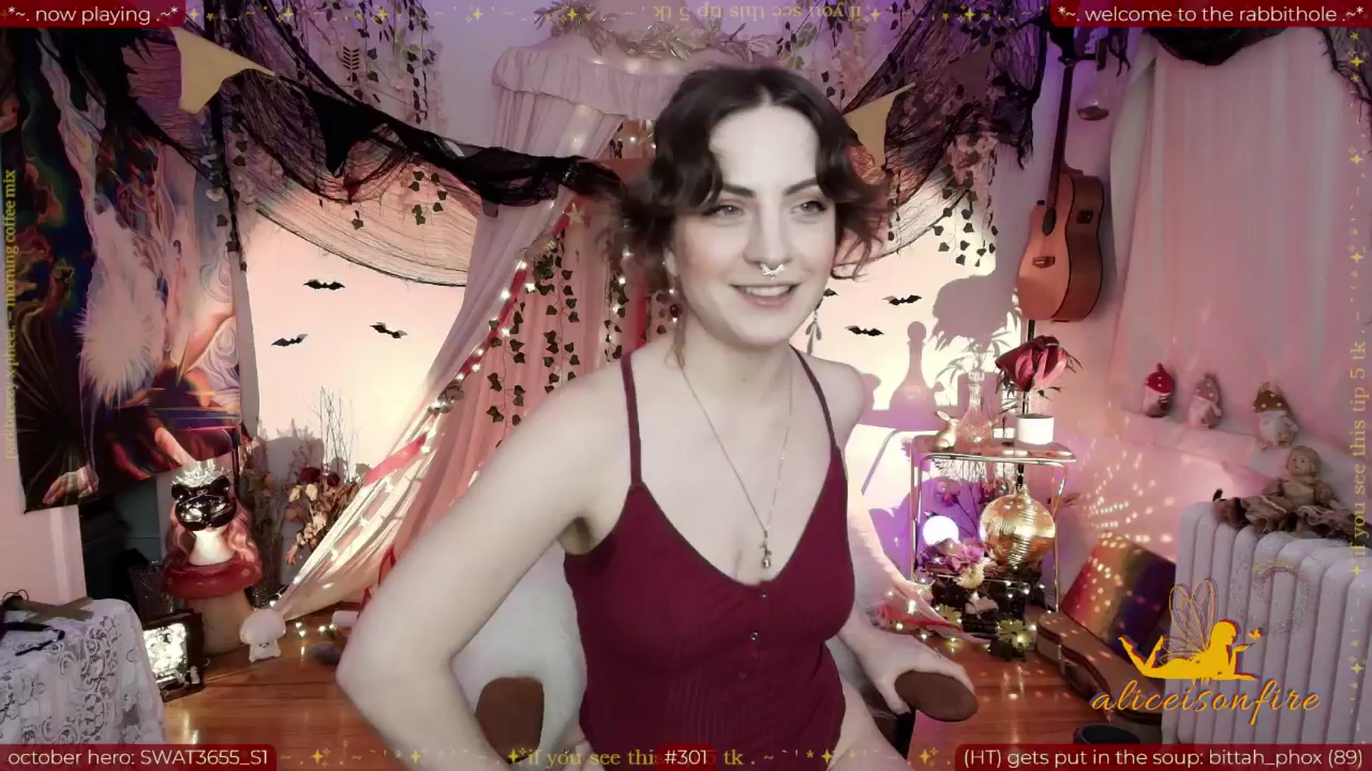 Gallery image thumbnail from aliceisonfire's myfreecams stream on, 11/04/2025, 12:11 image 4 of 20