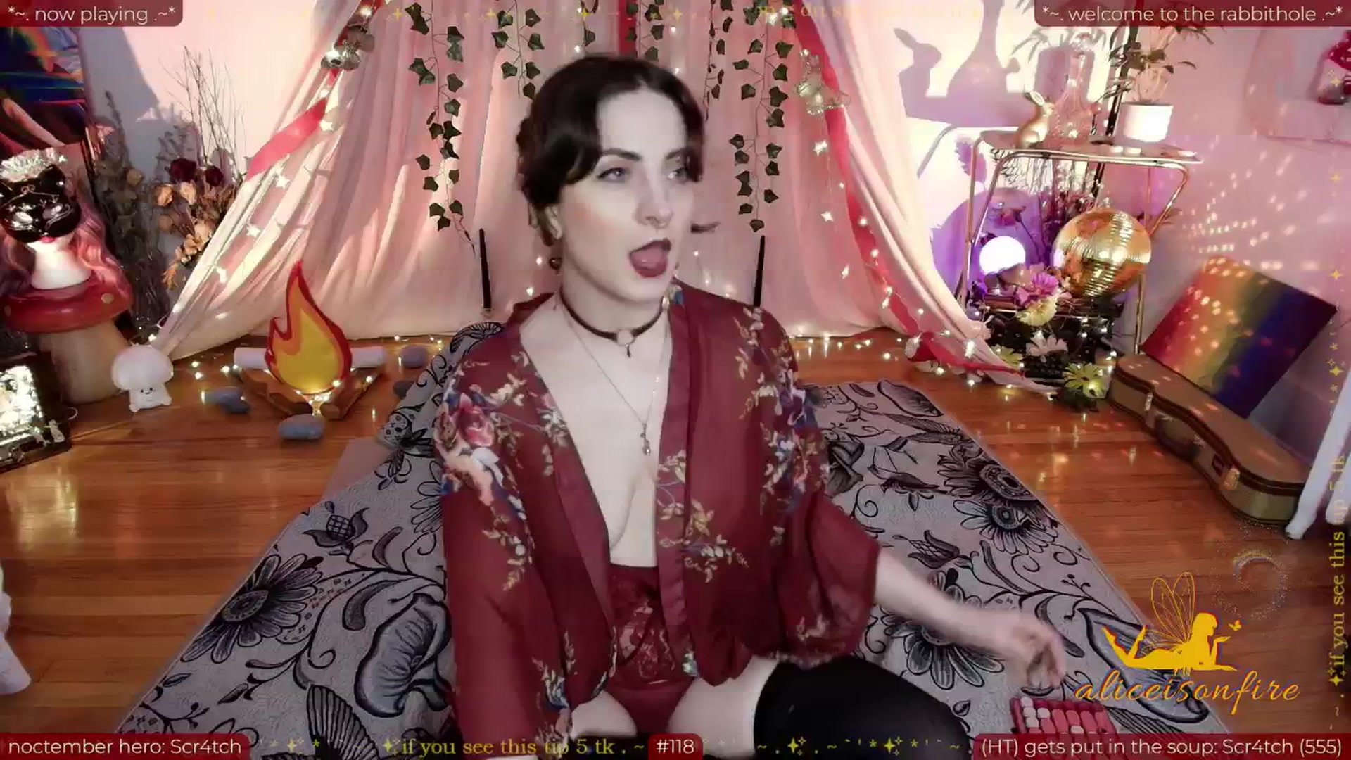 Gallery image thumbnail from aliceisonfire's myfreecams stream on, 11/05/2025, 11:15 image 2 of 20