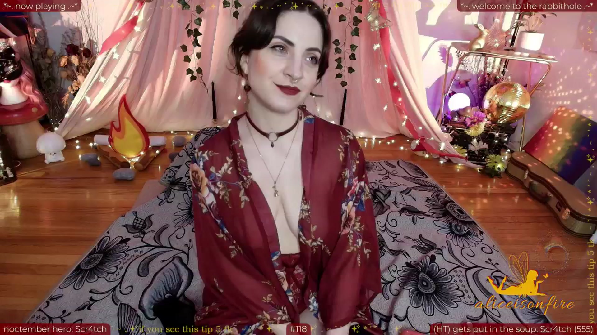Gallery image thumbnail from aliceisonfire's myfreecams stream on, 11/05/2025, 11:15 image 6 of 20