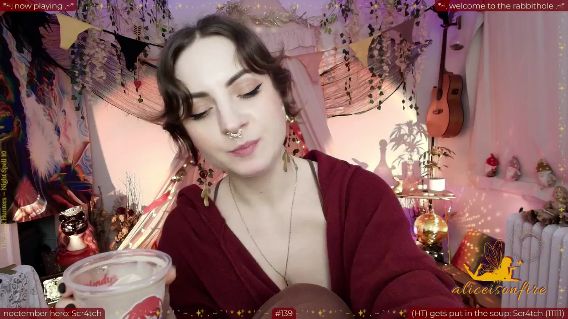 Gallery image thumbnail from aliceisonfire's myfreecams stream on, 11/06/2025, 11:27 image 10 of 20