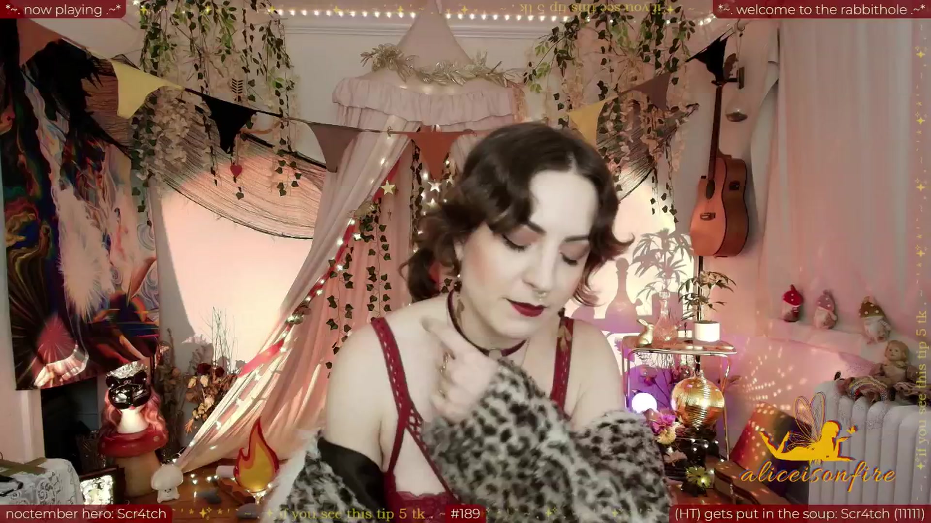 Gallery image thumbnail from aliceisonfire's myfreecams stream on, 11/08/2025, 10:17 image 3 of 20