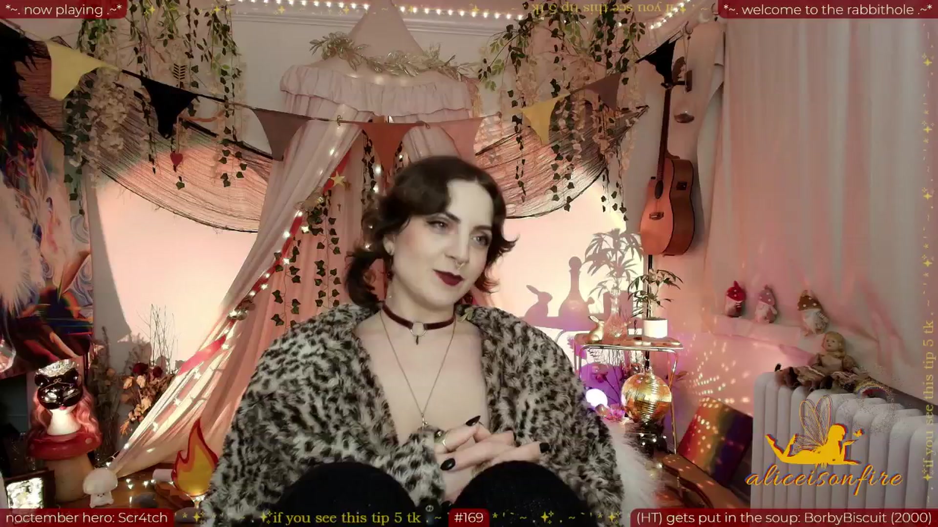 Gallery image thumbnail from aliceisonfire's myfreecams stream on, 11/08/2025, 11:28 image 18 of 20