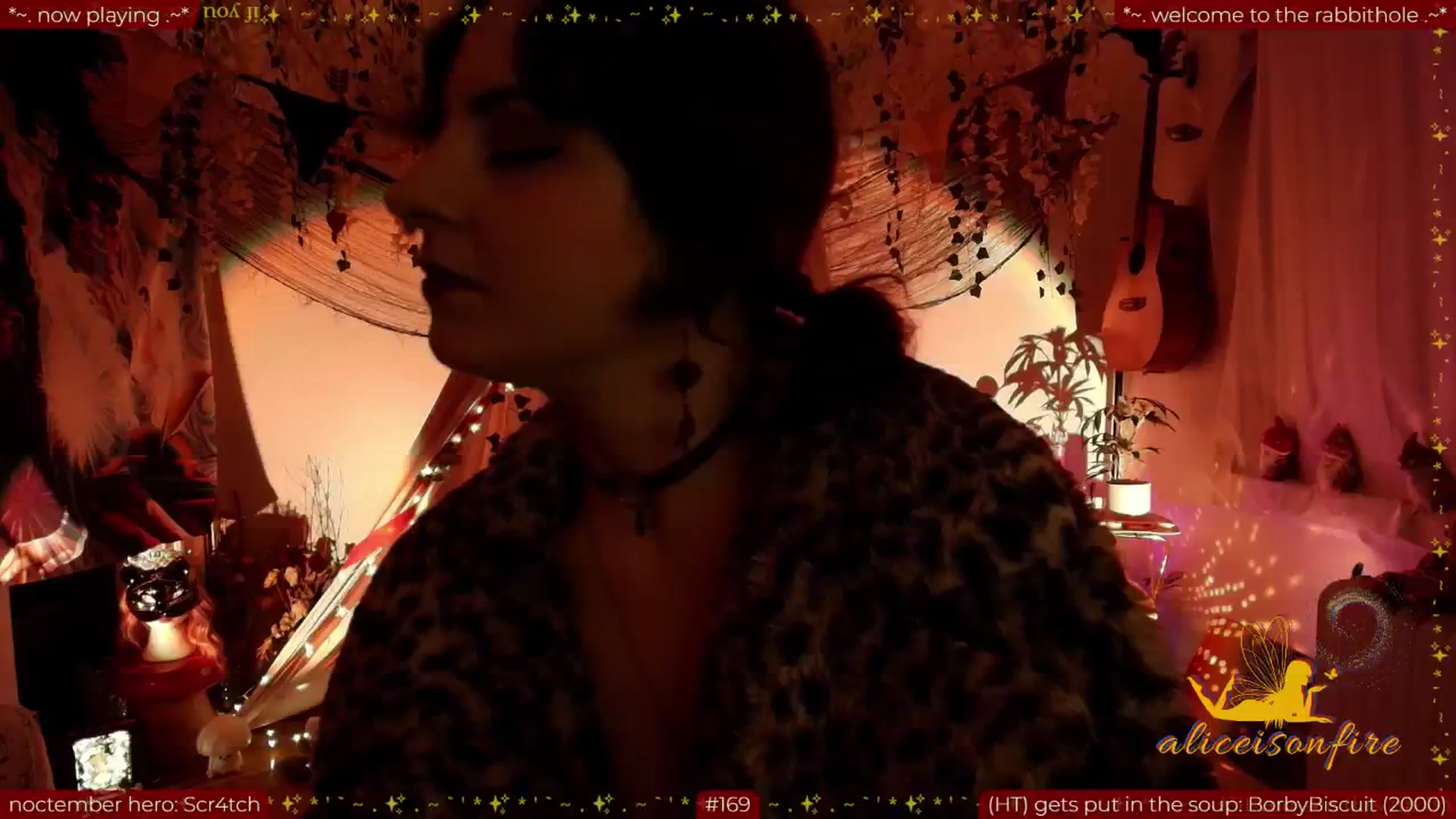 Gallery image thumbnail from aliceisonfire's myfreecams stream on, 11/08/2025, 11:28 image 20 of 20