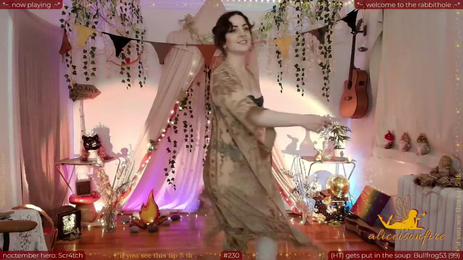 Gallery image thumbnail from aliceisonfire's myfreecams stream on, 11/12/2025, 09:14 image 5 of 20