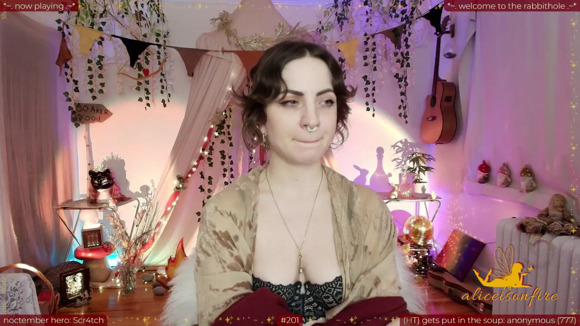 Gallery image thumbnail from aliceisonfire's myfreecams stream on, 11/12/2025, 11:47 image 14 of 20