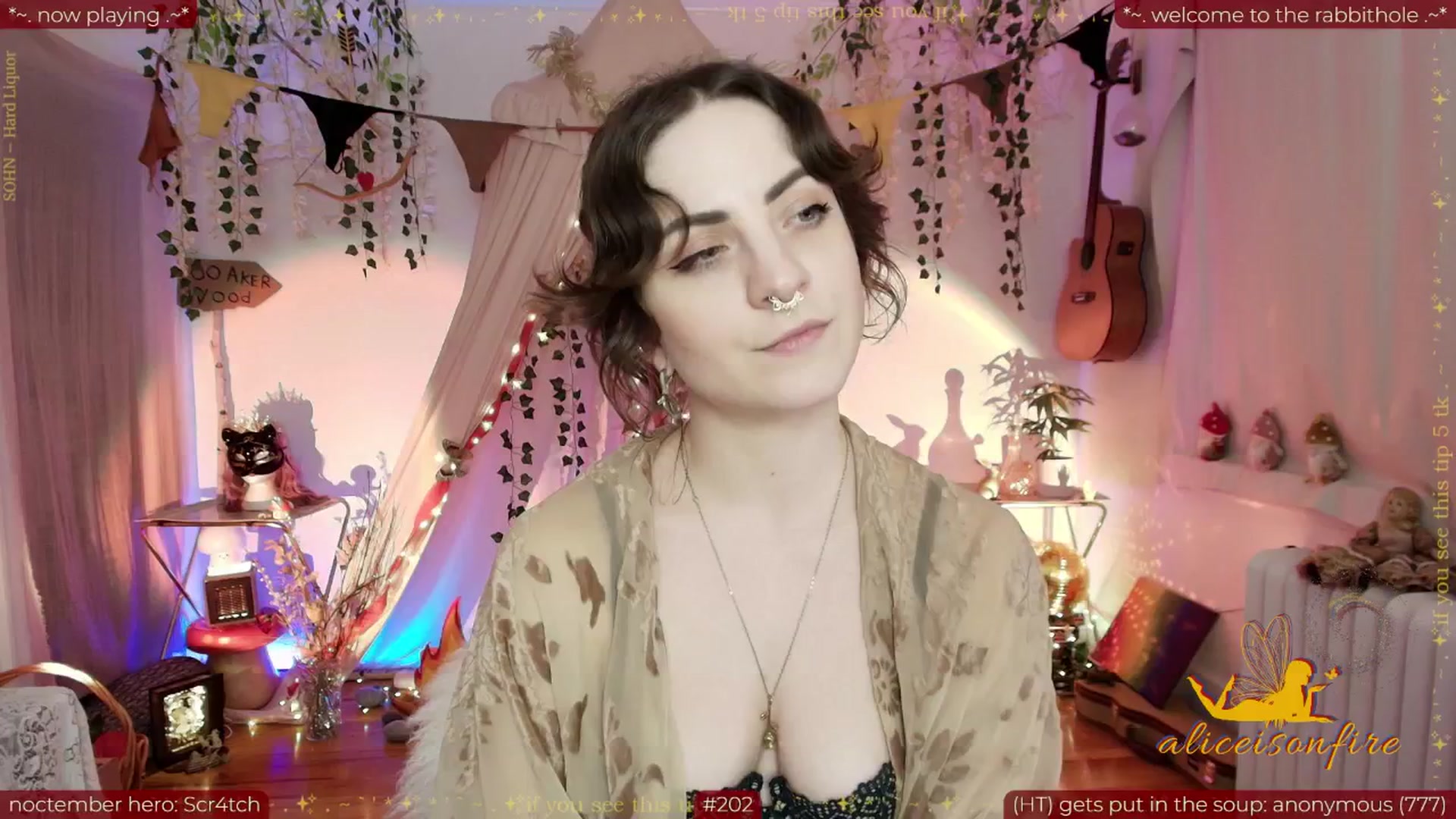 Gallery image thumbnail from aliceisonfire's myfreecams stream on, 11/12/2025, 11:47 image 16 of 20