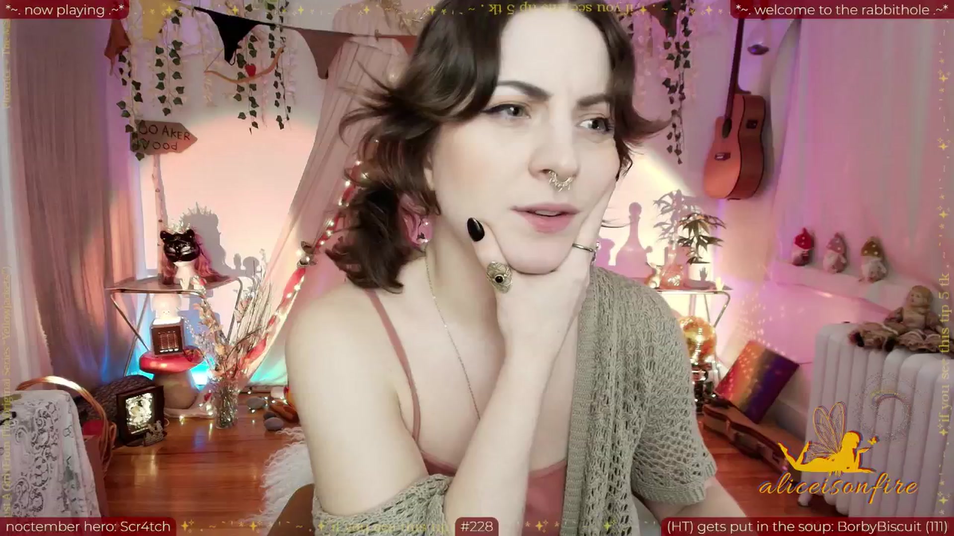 Gallery image thumbnail from aliceisonfire's myfreecams stream on, 11/13/2025, 09:21 image 8 of 20
