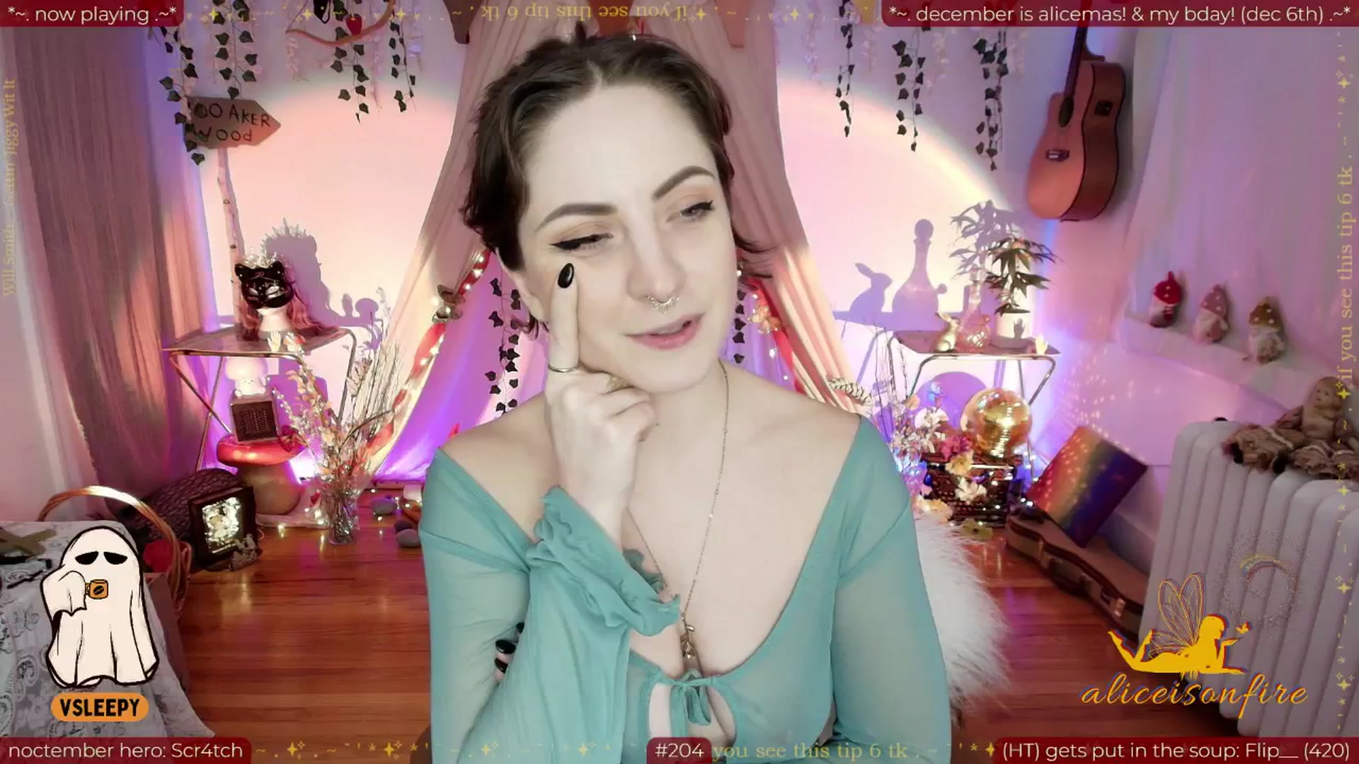Gallery image thumbnail from aliceisonfire's myfreecams stream on, 11/14/2025, 10:26 image 13 of 20