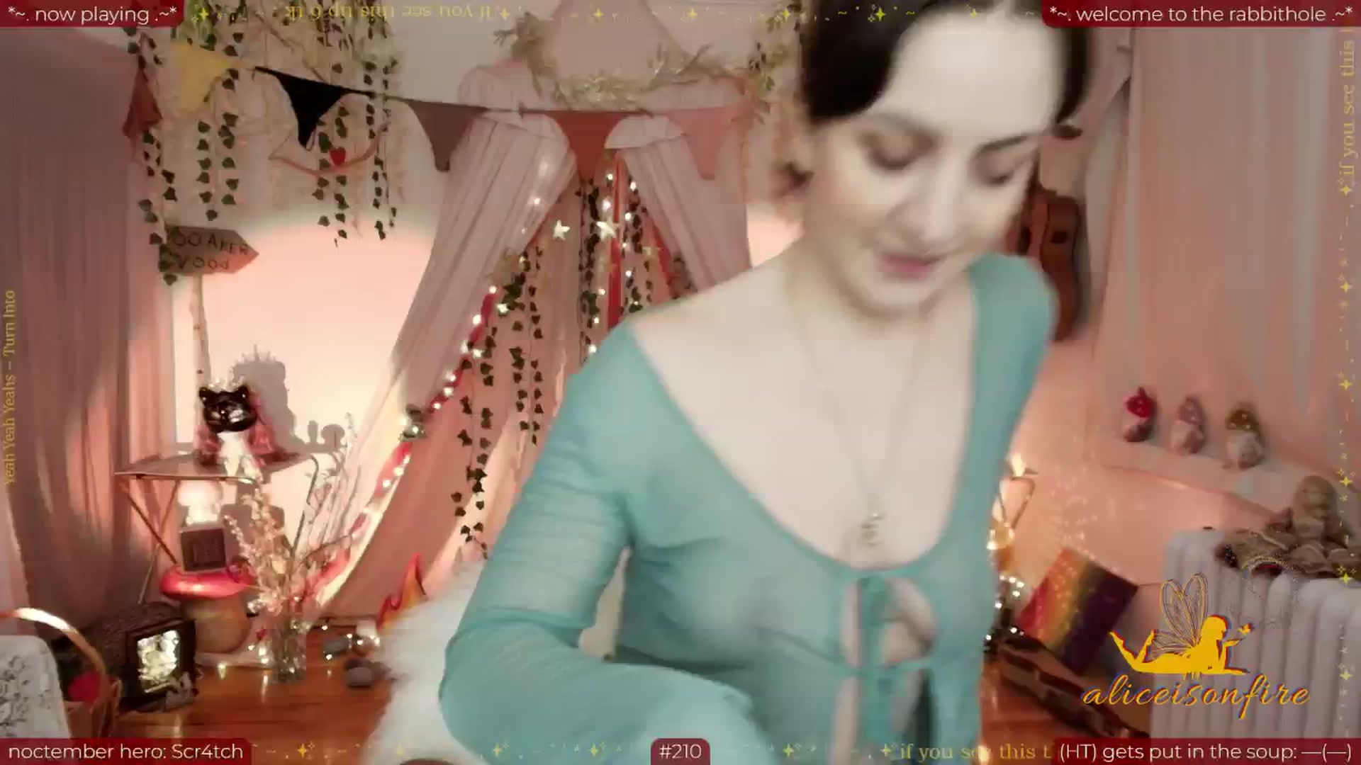 Gallery image thumbnail from aliceisonfire's myfreecams stream on, 11/14/2025, 10:26 image 2 of 20