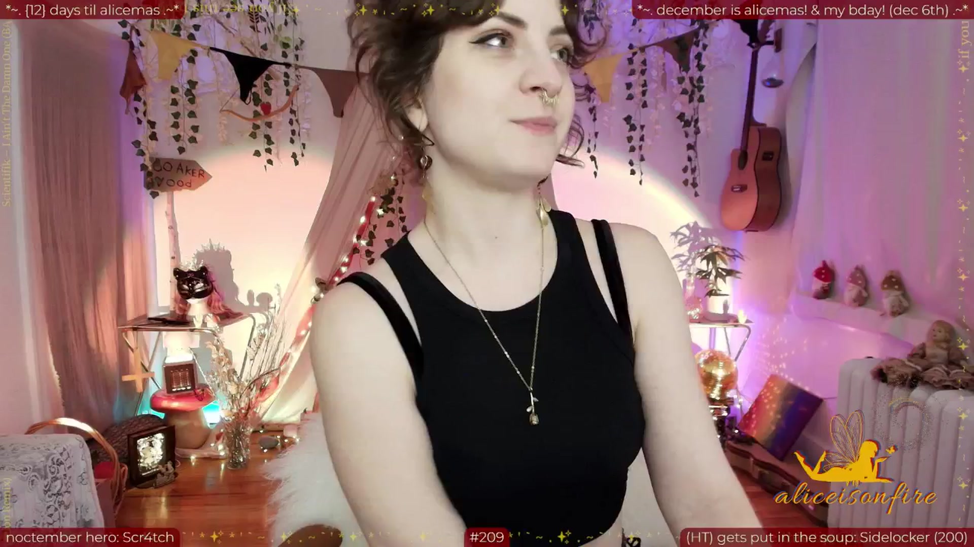 Gallery image thumbnail from aliceisonfire's myfreecams stream on, 11/19/2025, 11:07 image 18 of 20