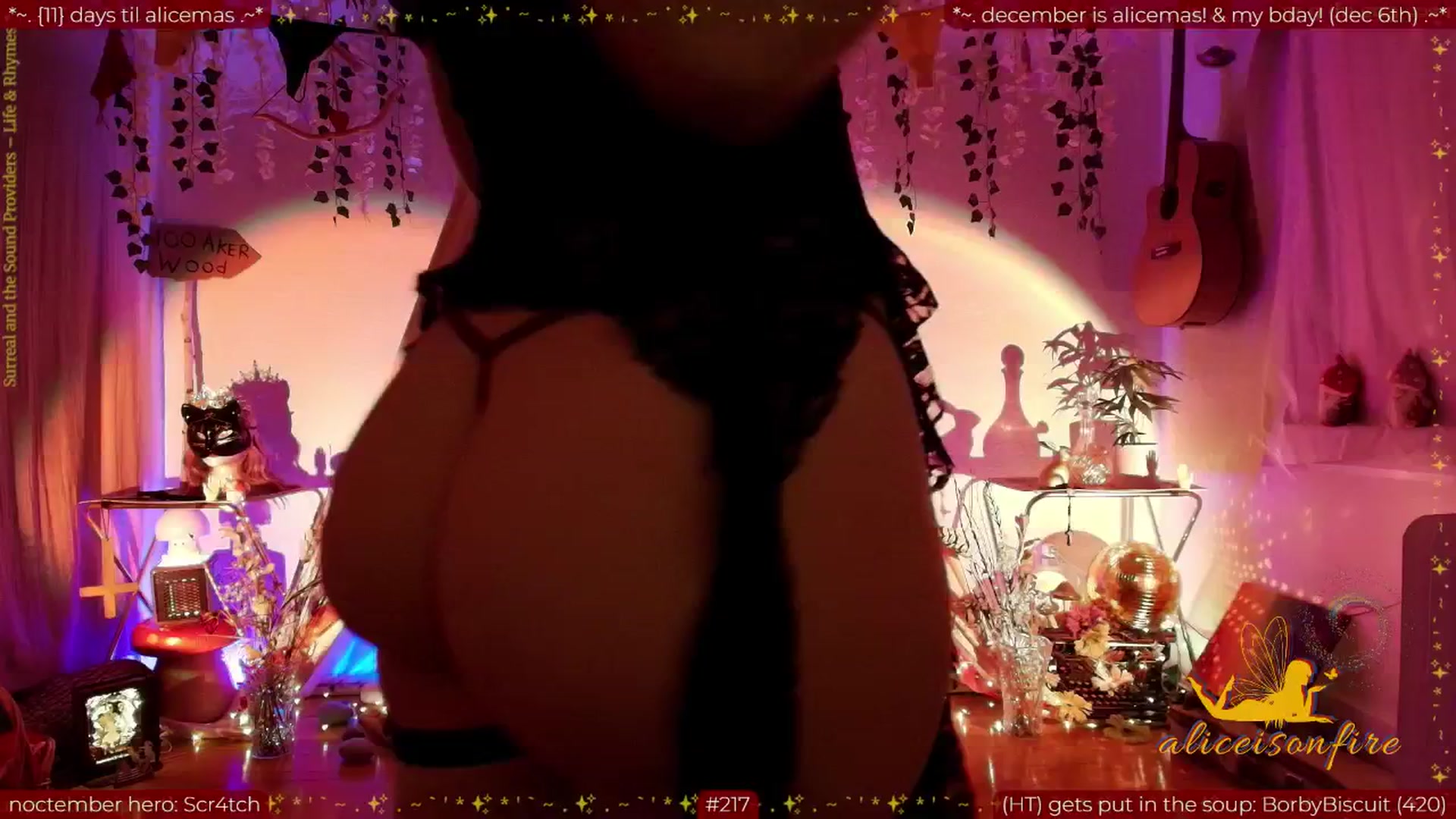 Gallery image thumbnail from aliceisonfire's myfreecams stream on, 11/20/2025, 11:56 image 10 of 20