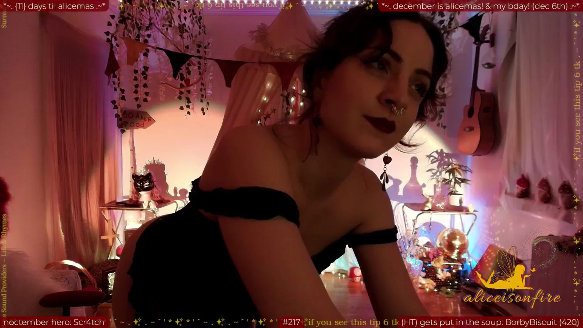 Gallery image thumbnail from aliceisonfire's myfreecams stream on, 11/20/2025, 11:56 image 7 of 20