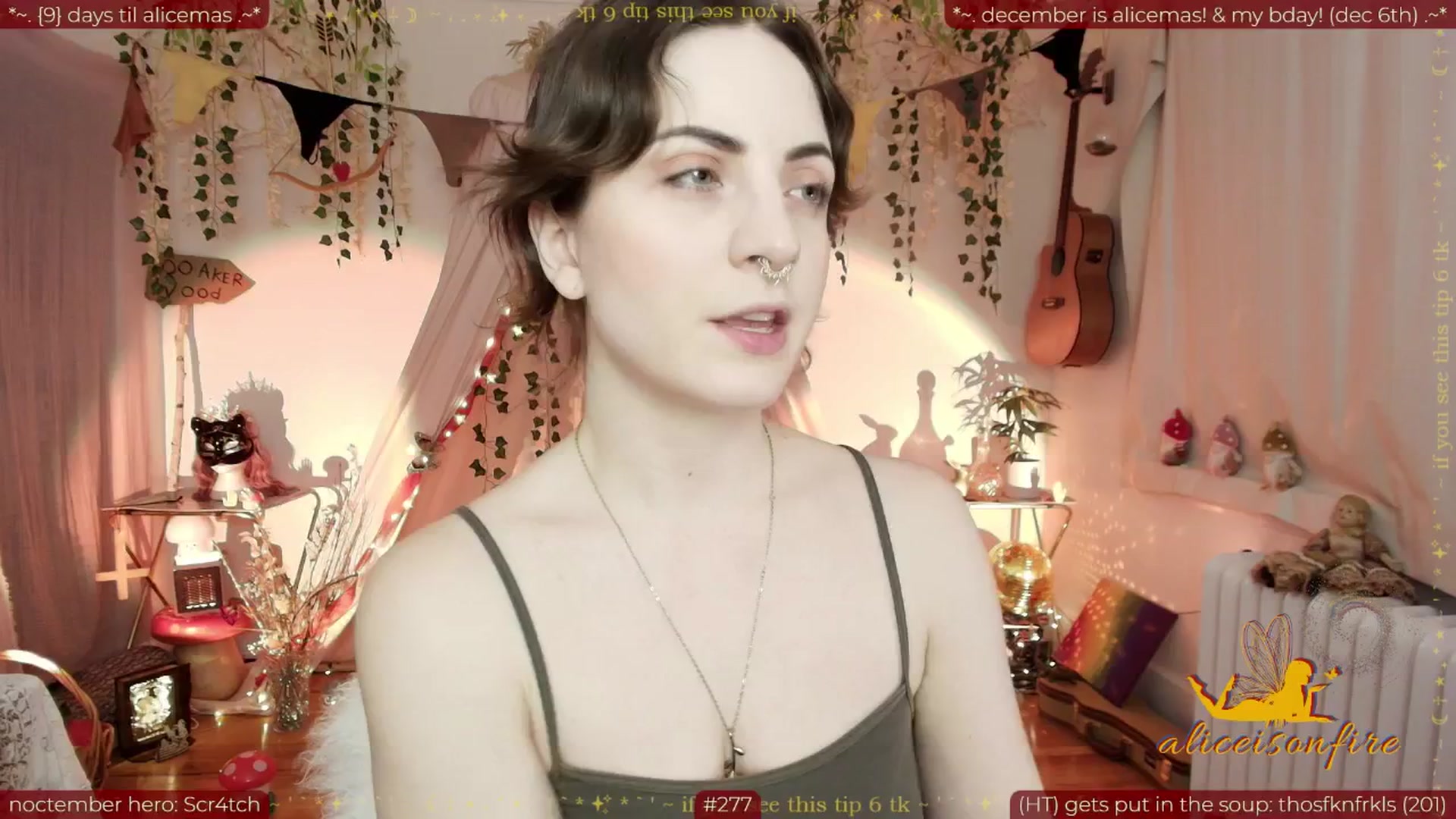 Gallery image thumbnail from aliceisonfire's myfreecams stream on, 11/25/2025, 09:26 image 11 of 20