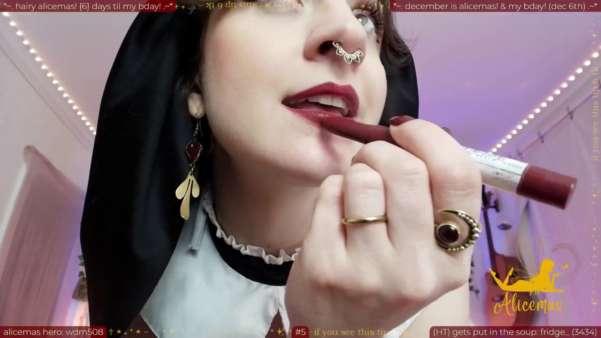 Gallery image thumbnail from aliceisonfire's myfreecams stream on, 12/01/2025, 12:23 image 17 of 20