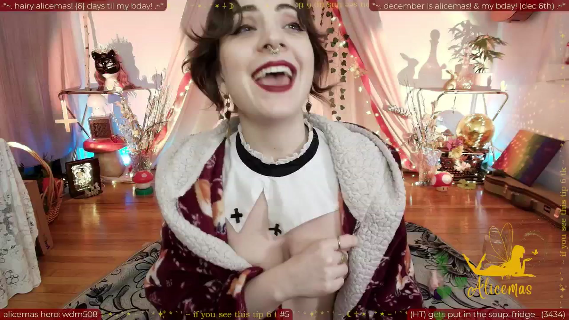 Gallery image thumbnail from aliceisonfire's myfreecams stream on, 12/01/2025, 18:22 image 2 of 20