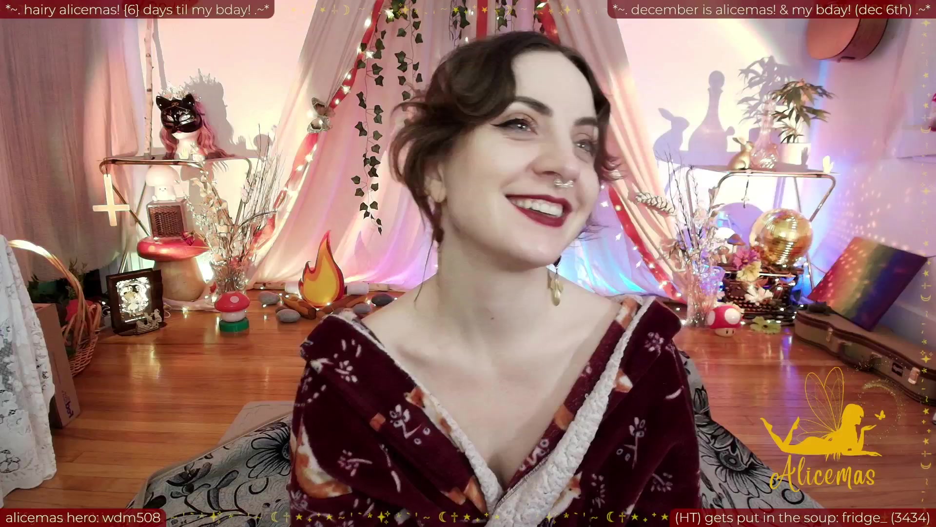 Gallery image thumbnail from aliceisonfire's myfreecams stream on, 12/01/2025, 18:22 image 15 of 20