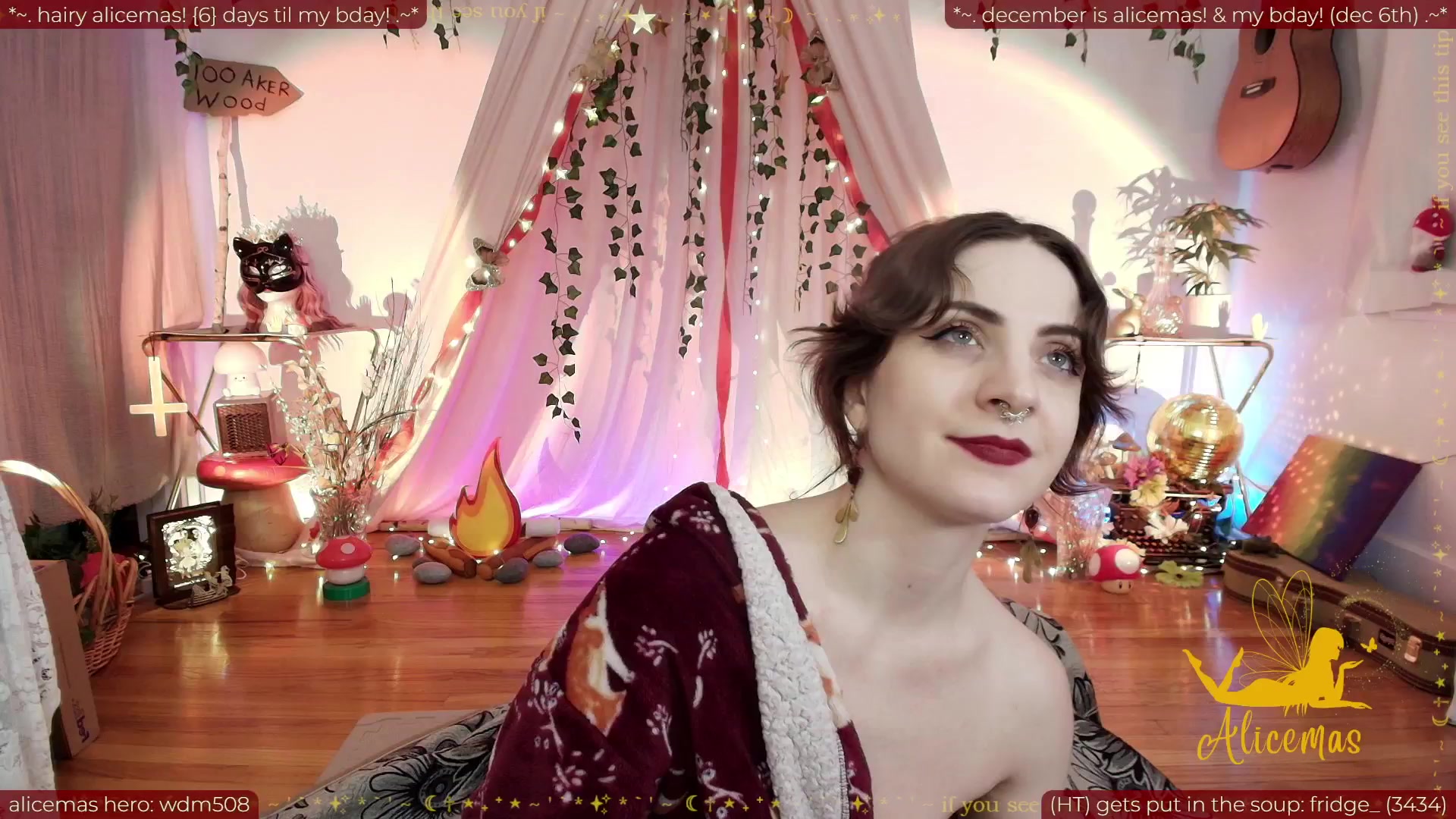 Gallery image thumbnail from aliceisonfire's myfreecams stream on, 12/01/2025, 18:22 image 17 of 20