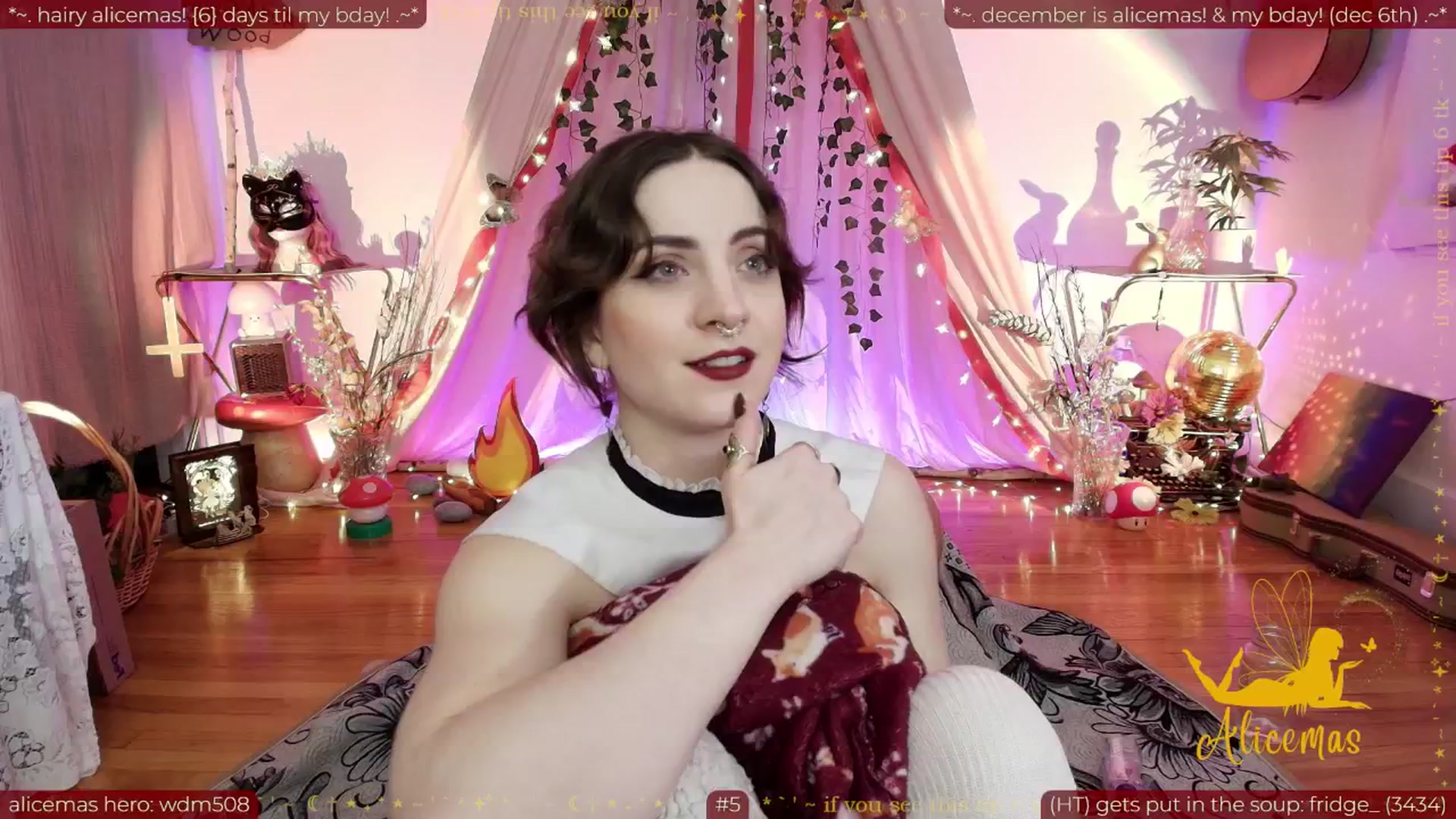 Gallery image thumbnail from aliceisonfire's myfreecams stream on, 12/01/2025, 18:22 image 1 of 20