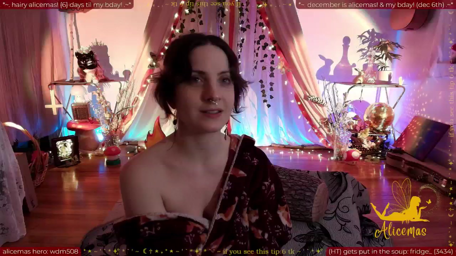 Gallery image thumbnail from aliceisonfire's myfreecams stream on, 12/01/2025, 18:58 image 18 of 20