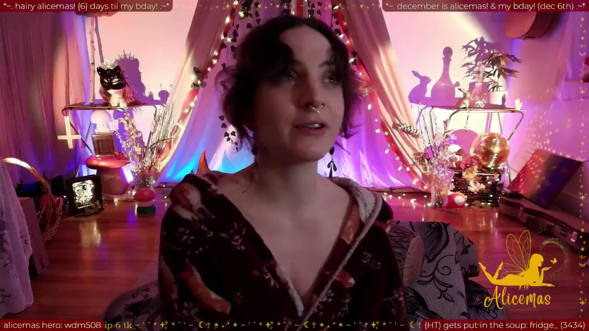 Gallery image thumbnail from aliceisonfire's myfreecams stream on, 12/01/2025, 18:58 image 11 of 20