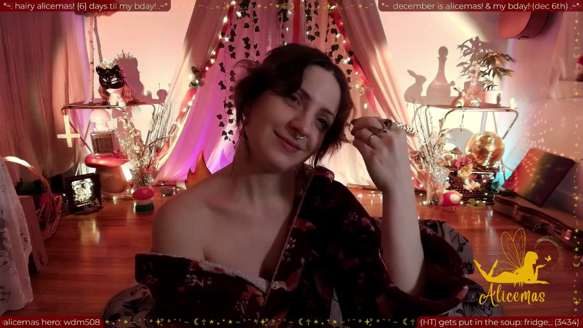 Gallery image thumbnail from aliceisonfire's myfreecams stream on, 12/01/2025, 18:58 image 16 of 20