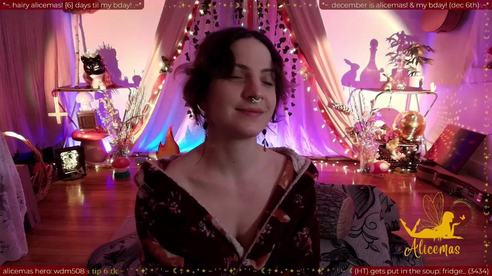 Gallery image thumbnail from aliceisonfire's myfreecams stream on, 12/01/2025, 18:58 image 14 of 20