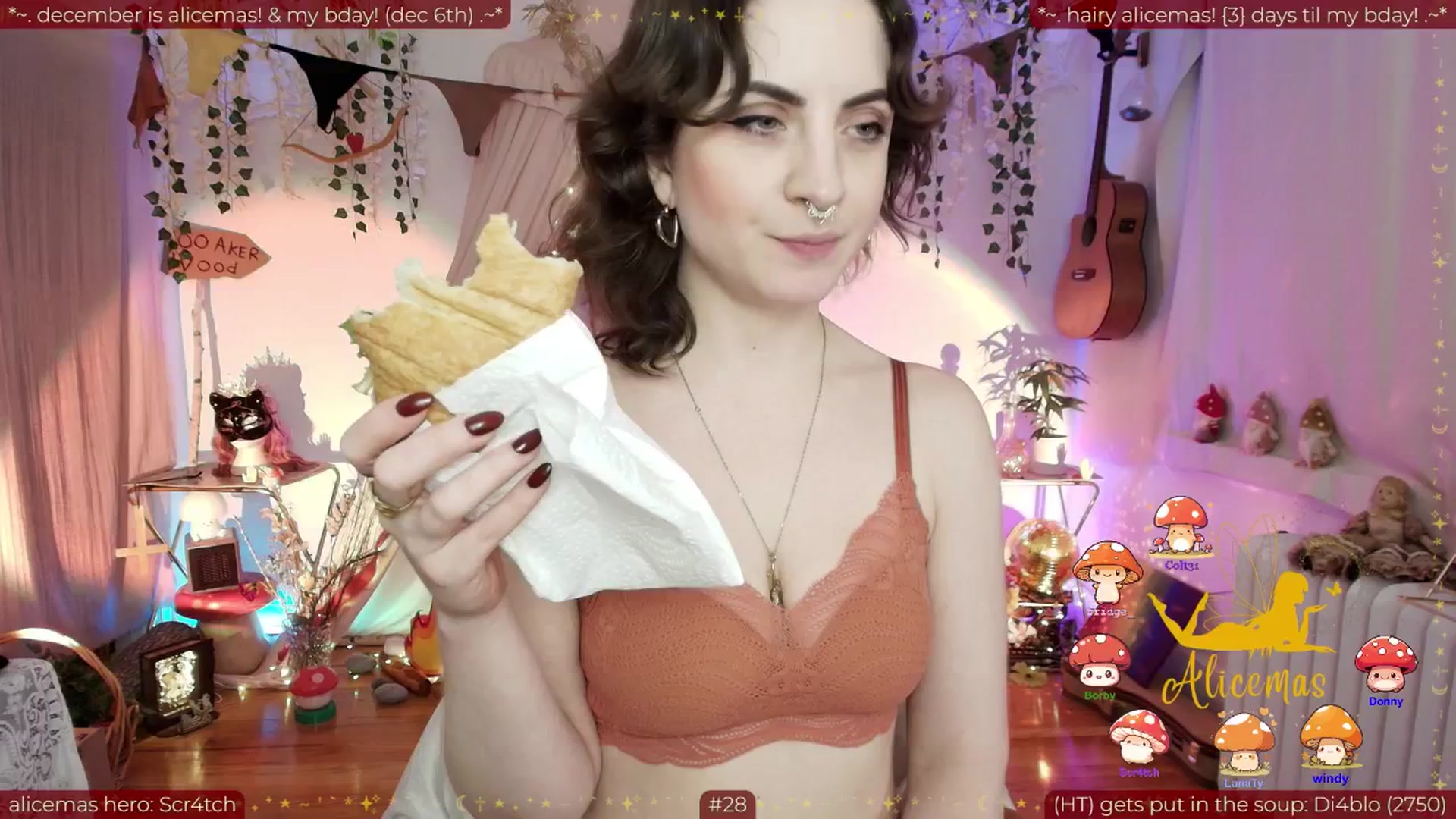 Gallery image thumbnail from aliceisonfire's myfreecams stream on, 12/04/2025, 11:36 image 9 of 20