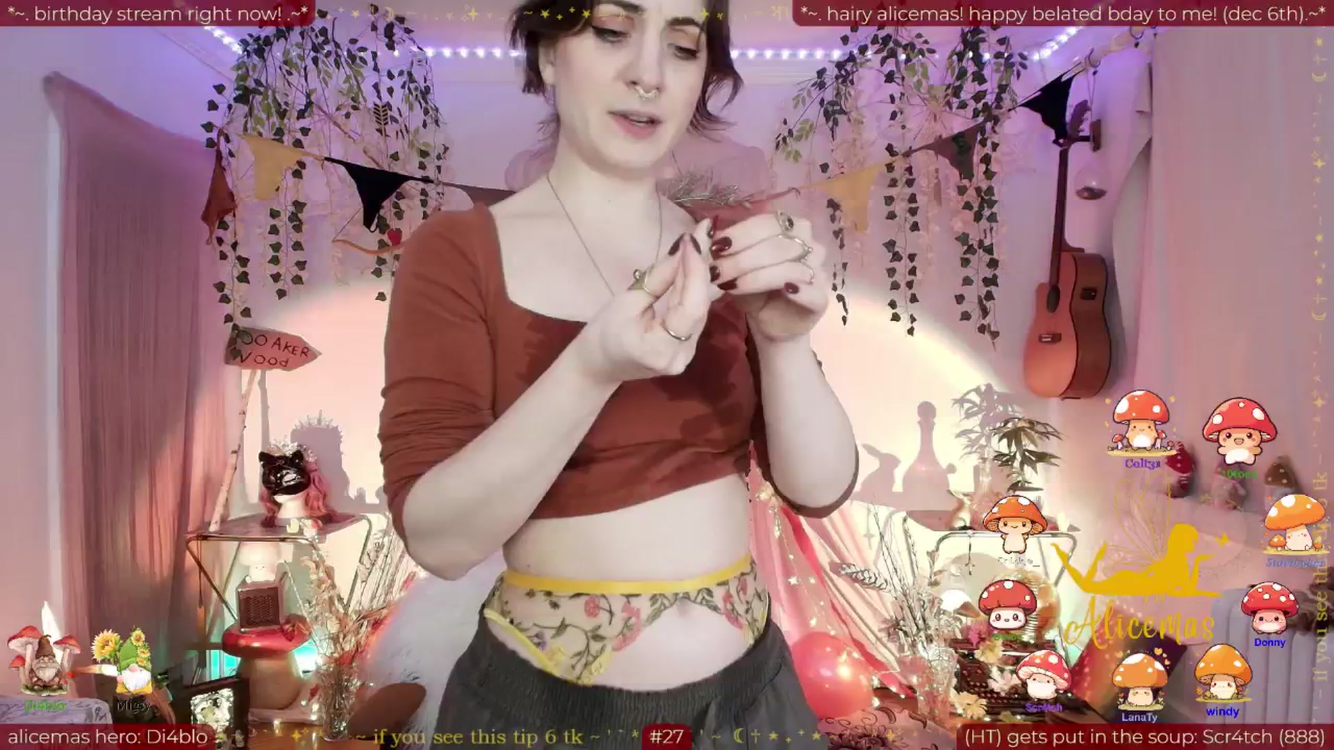 Gallery image thumbnail from aliceisonfire's myfreecams stream on, 12/10/2025, 10:31 image 11 of 20