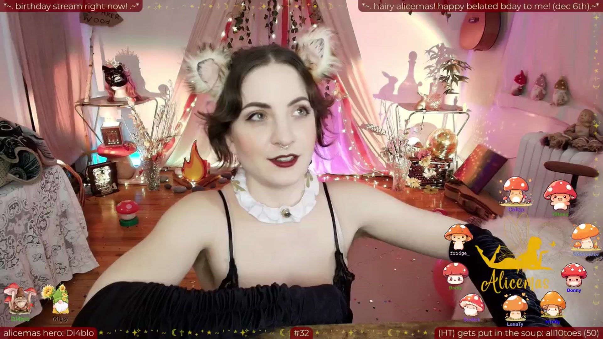 Gallery image thumbnail from aliceisonfire's myfreecams stream on, 12/12/2025, 10:50 image 4 of 20