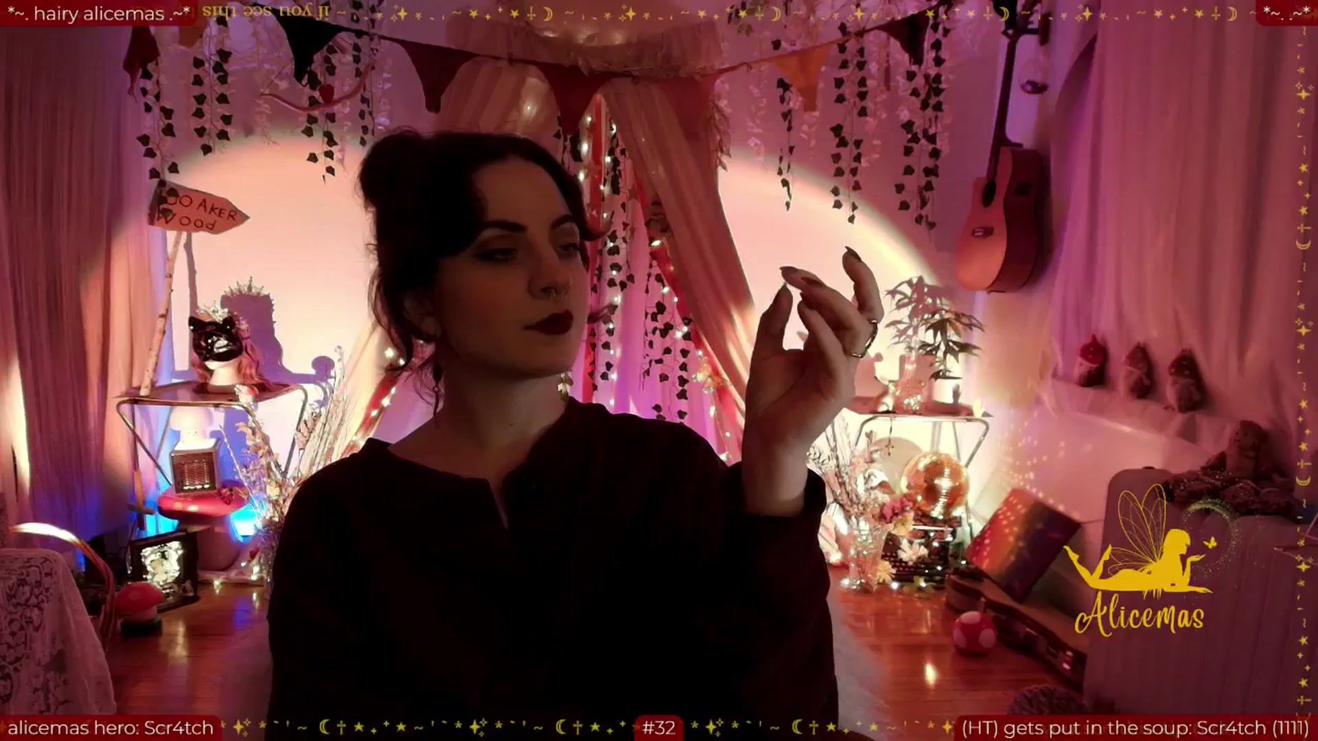 Gallery image thumbnail from aliceisonfire's myfreecams stream on, 12/12/2025, 14:37 image 10 of 20