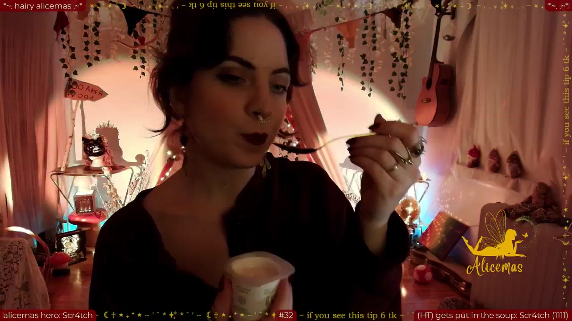 Gallery image thumbnail from aliceisonfire's myfreecams stream on, 12/12/2025, 14:37 image 6 of 20