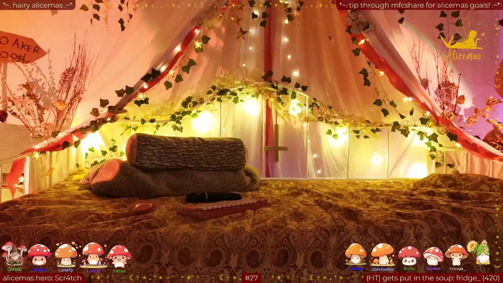 Gallery image thumbnail from aliceisonfire's myfreecams stream on, 12/15/2025, 11:10 image 9 of 20