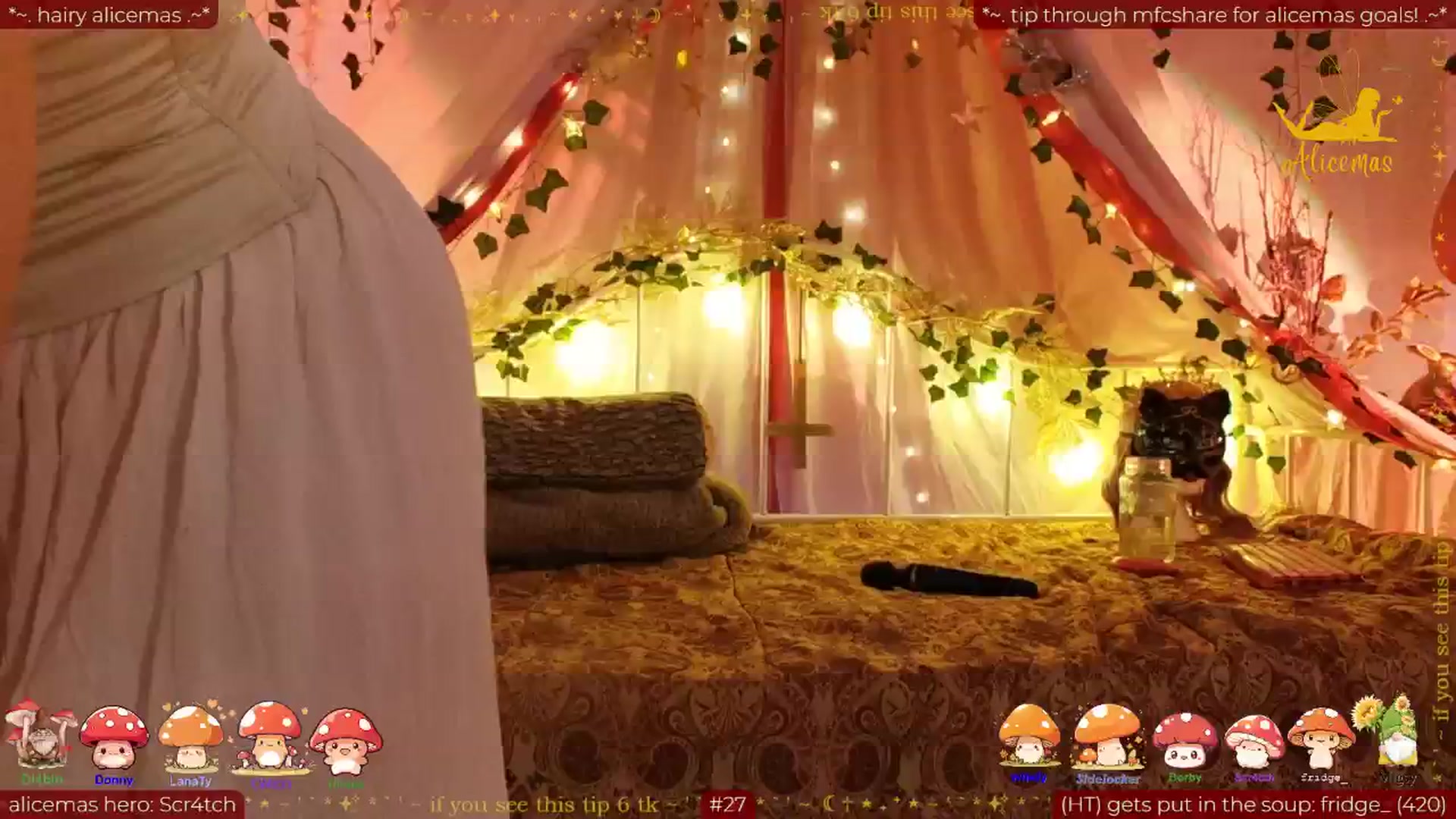 Gallery image thumbnail from aliceisonfire's myfreecams stream on, 12/15/2025, 11:10 image 7 of 20