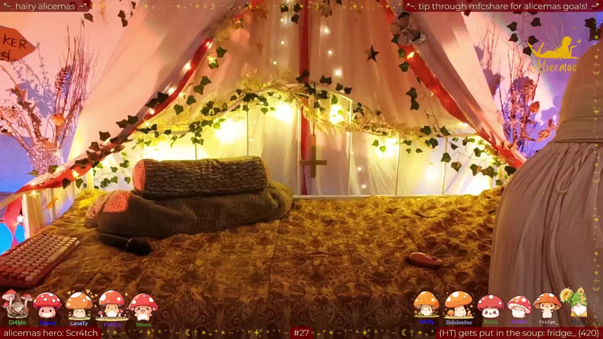 Gallery image thumbnail from aliceisonfire's myfreecams stream on, 12/15/2025, 11:10 image 11 of 20