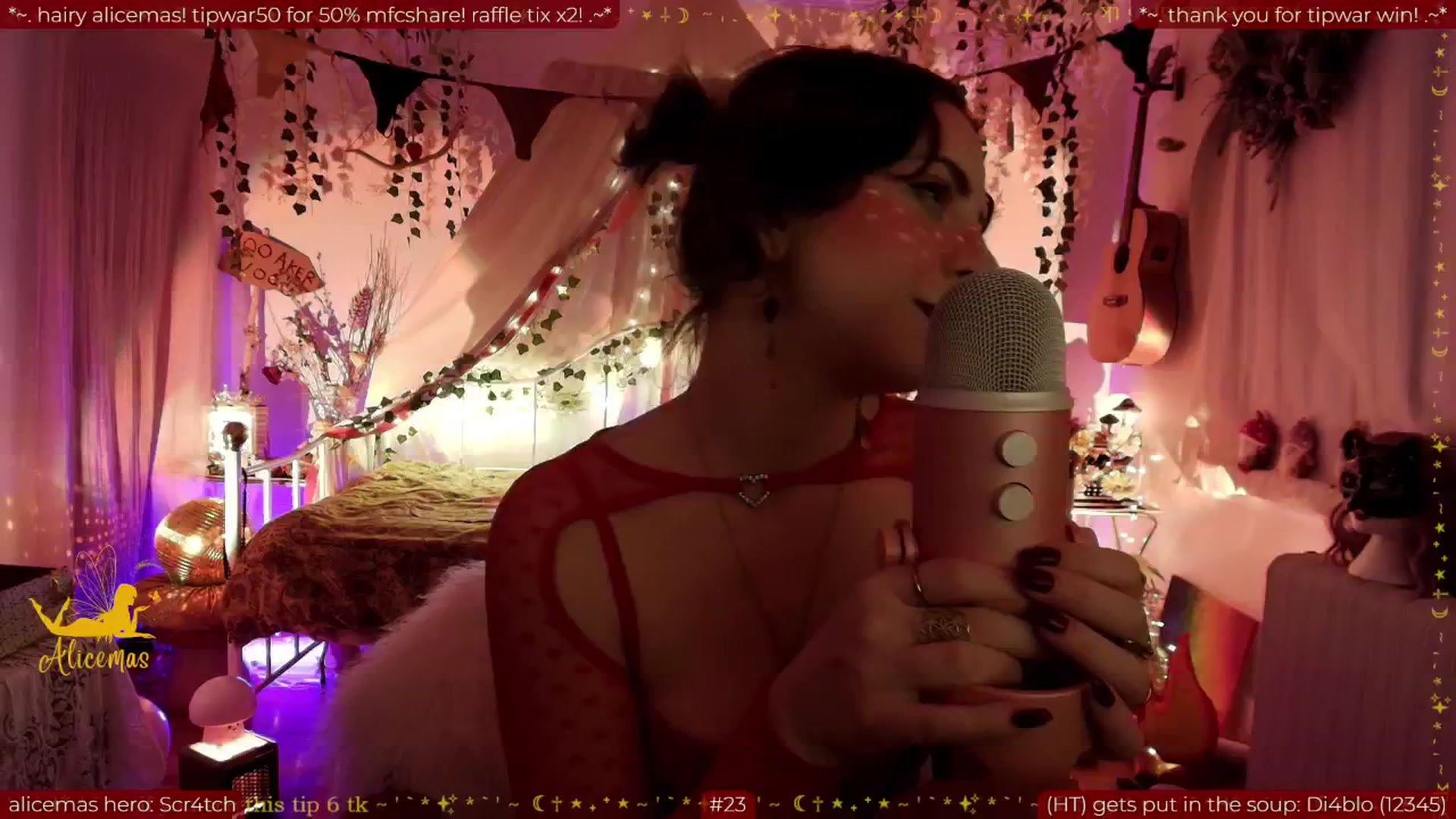 Gallery image thumbnail from aliceisonfire's myfreecams stream on, 12/22/2025, 11:34 image 17 of 20
