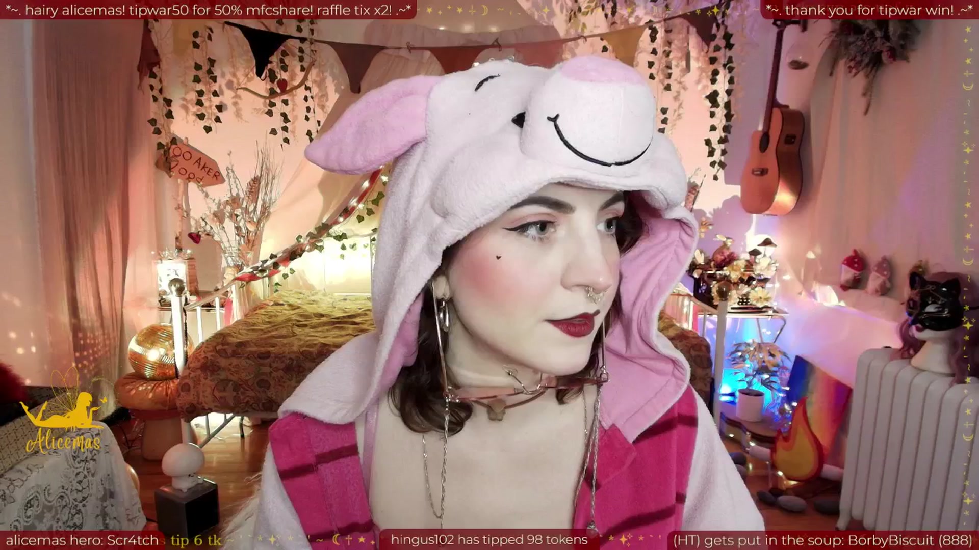 Gallery image thumbnail from aliceisonfire's myfreecams stream on, 12/23/2025, 06:48 image 12 of 20