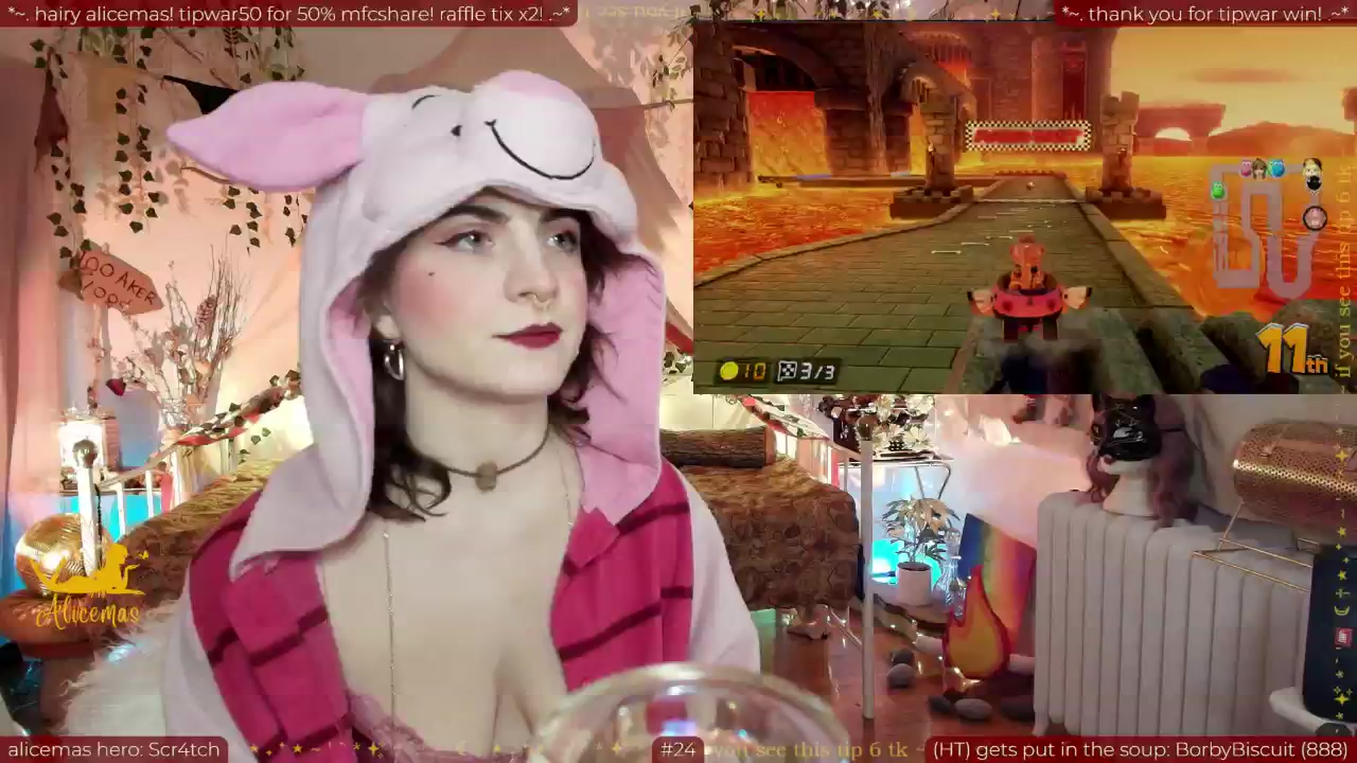 Gallery image thumbnail from aliceisonfire's myfreecams stream on, 12/23/2025, 12:15 image 9 of 20