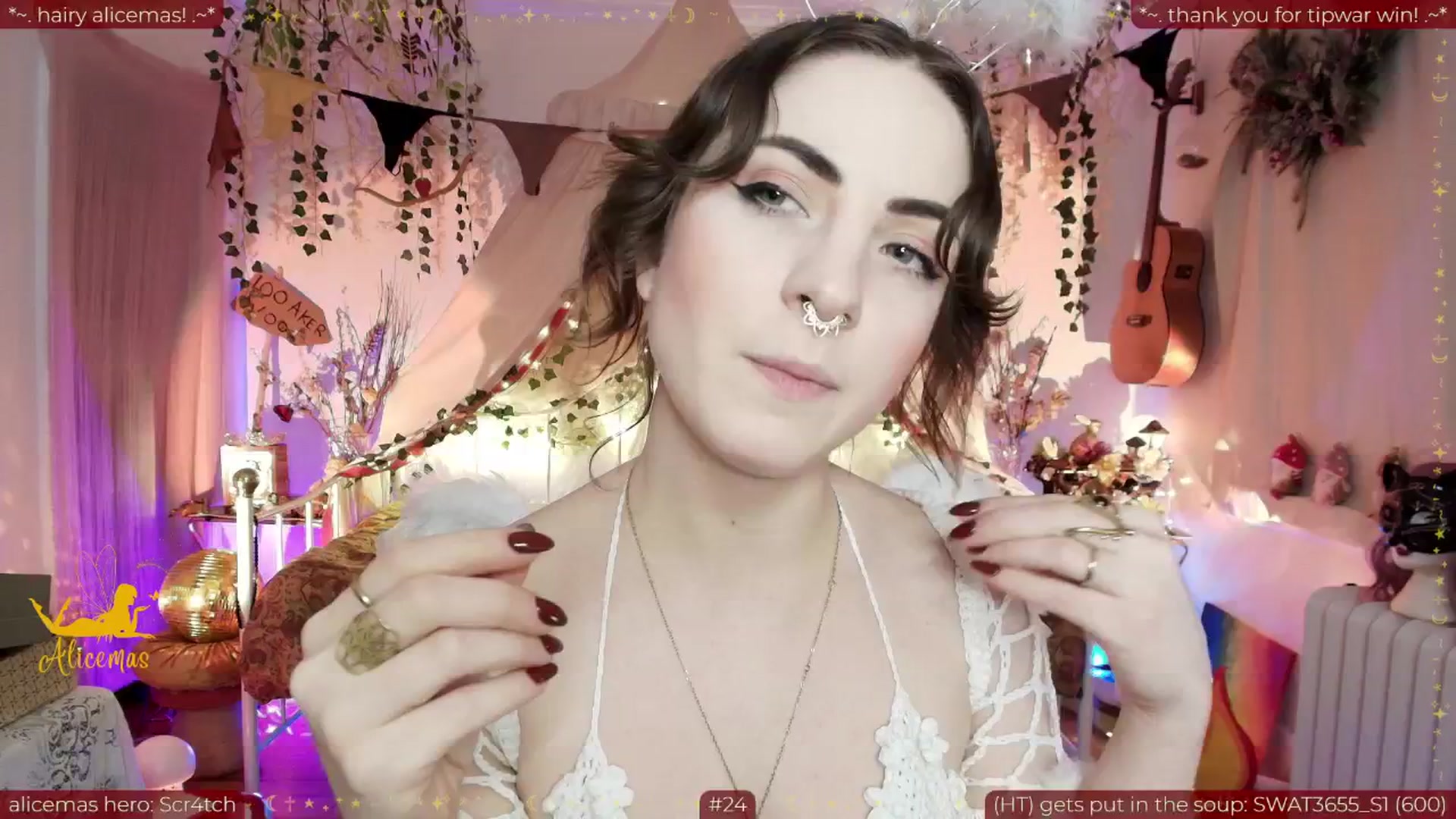 Gallery image thumbnail from aliceisonfire's myfreecams stream on, 12/24/2025, 12:18 image 6 of 20
