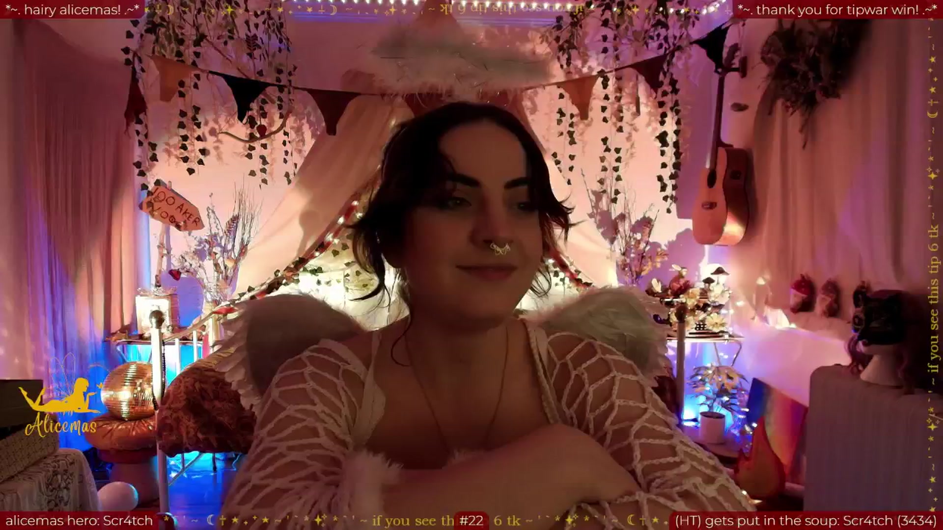 Gallery image thumbnail from aliceisonfire's myfreecams stream on, 12/24/2025, 14:40 image 1 of 20