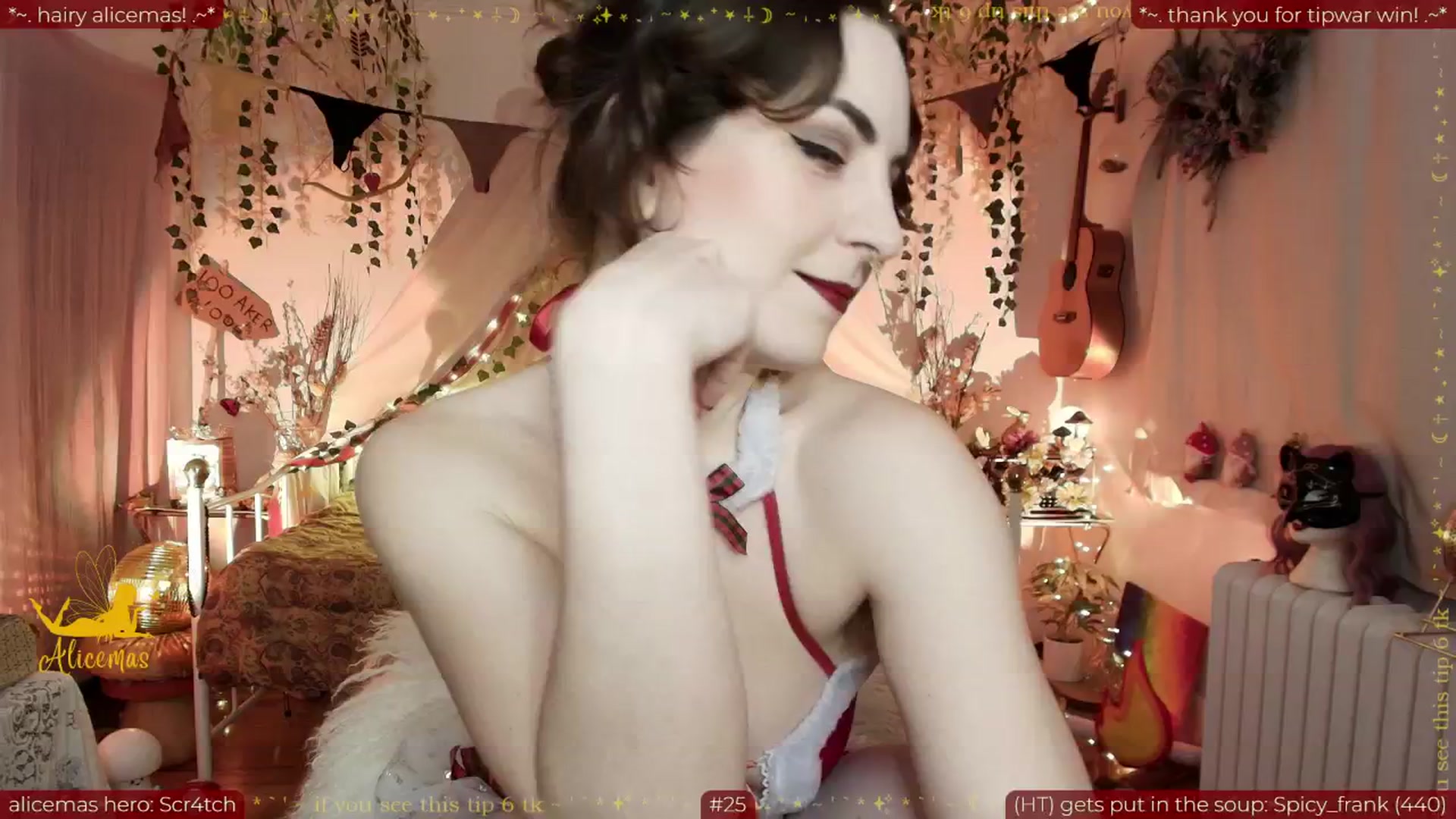 Gallery image thumbnail from aliceisonfire's myfreecams stream on, 12/26/2025, 08:12 image 18 of 20