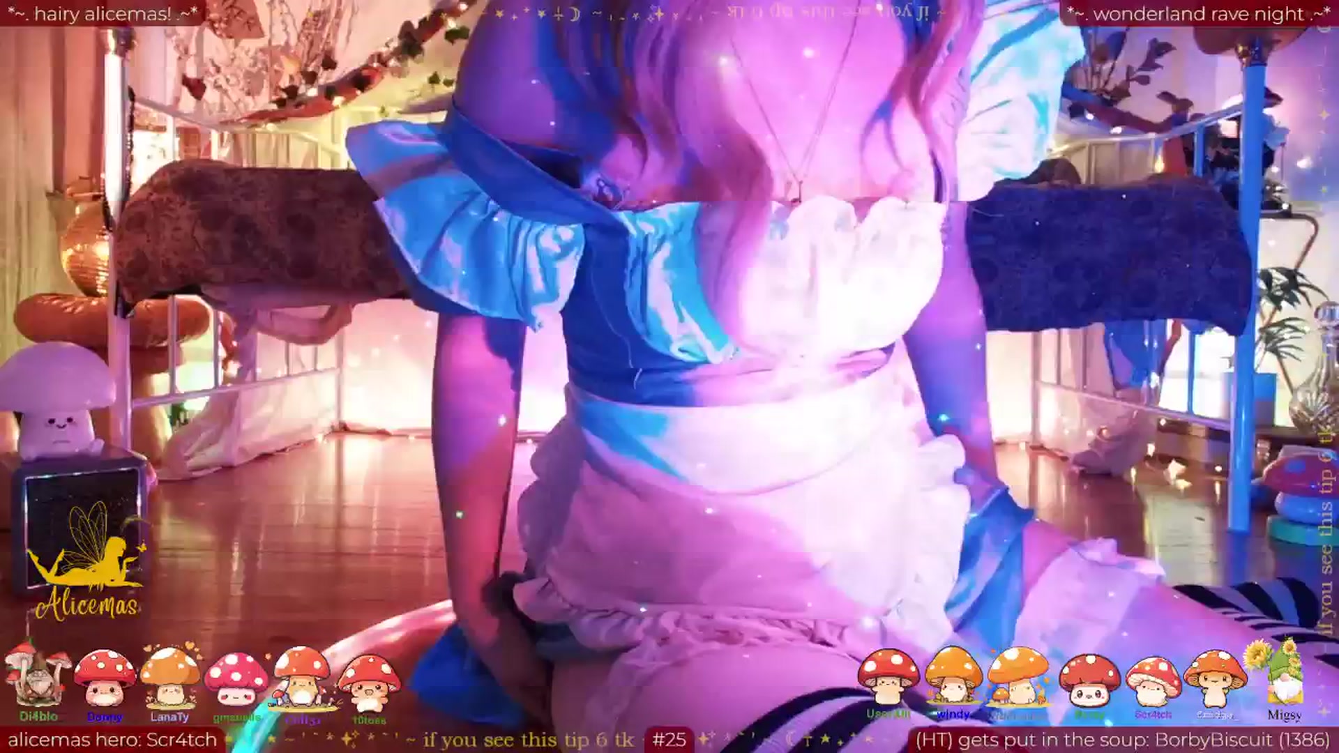 Gallery image thumbnail from aliceisonfire's myfreecams stream on, 12/27/2025, 10:10 image 17 of 20
